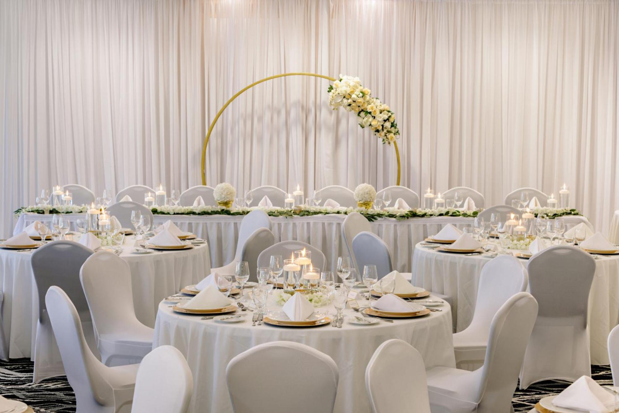 אוסויוס Watermark Beach Resort מראה חיצוני תמונה