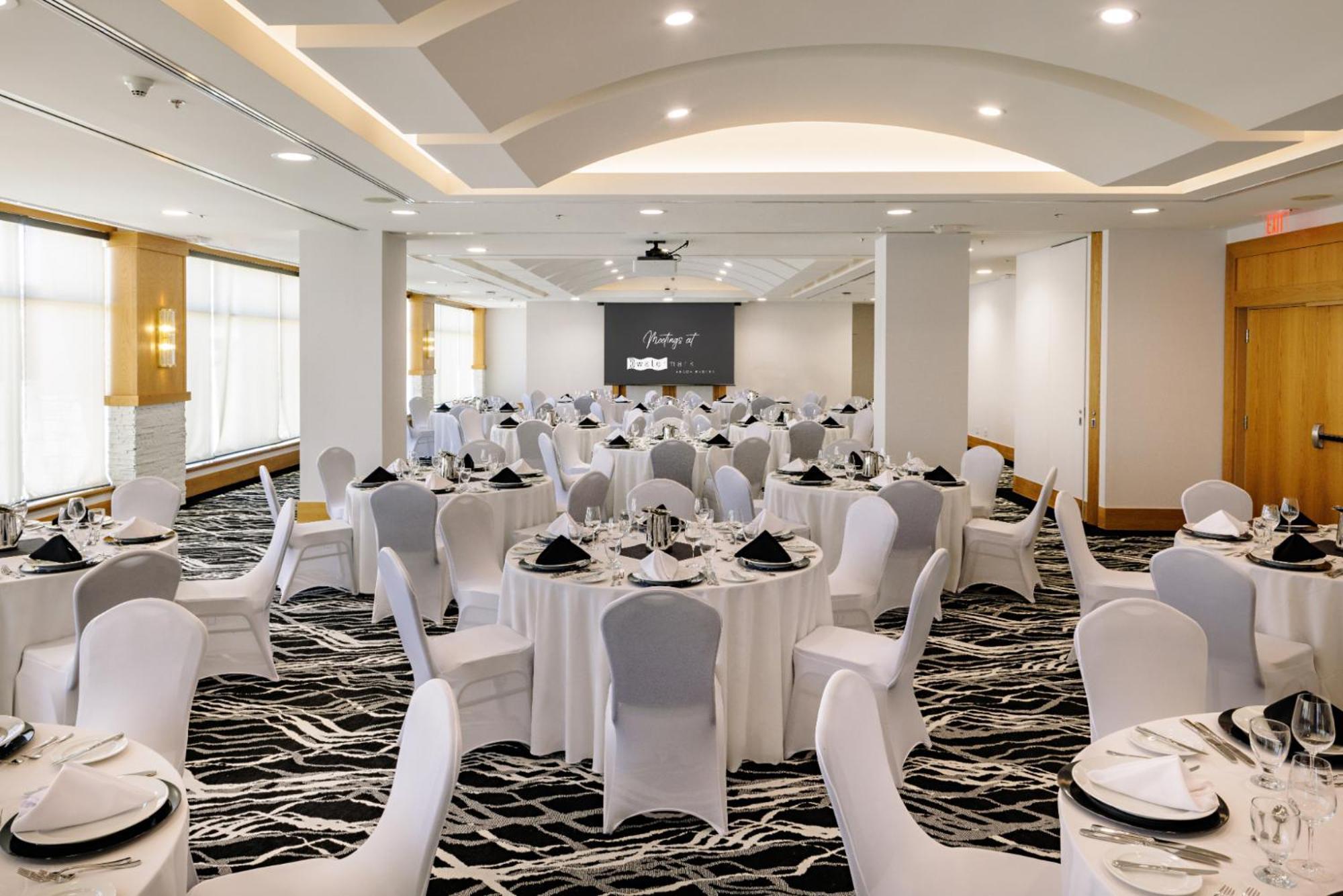 אוסויוס Watermark Beach Resort מראה חיצוני תמונה