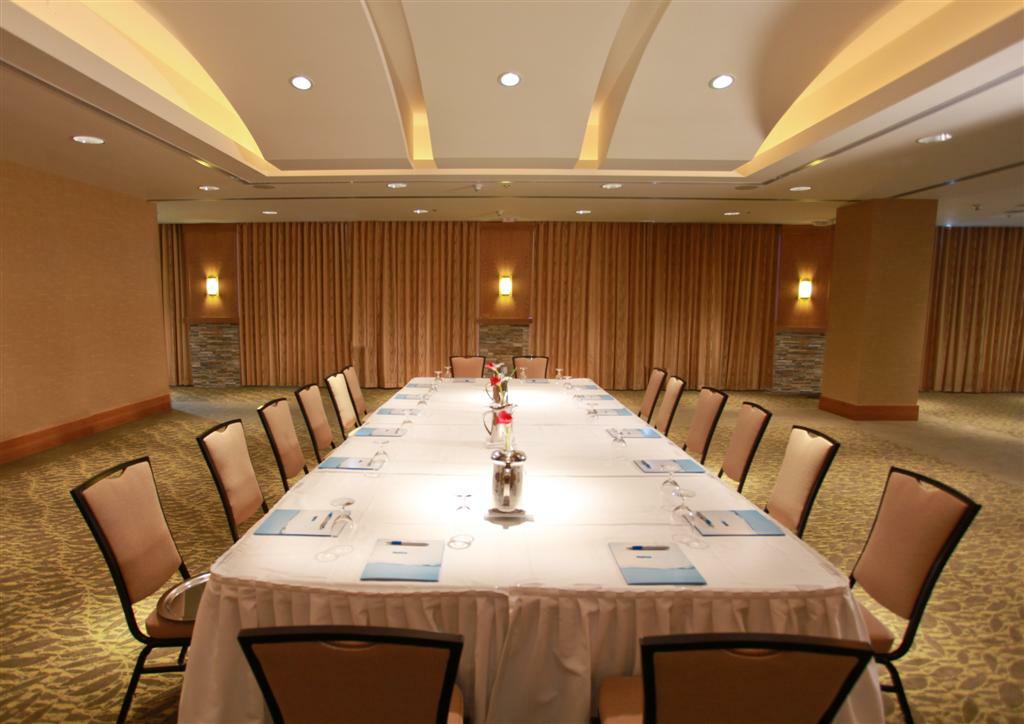 אוסויוס Watermark Beach Resort מראה חיצוני תמונה